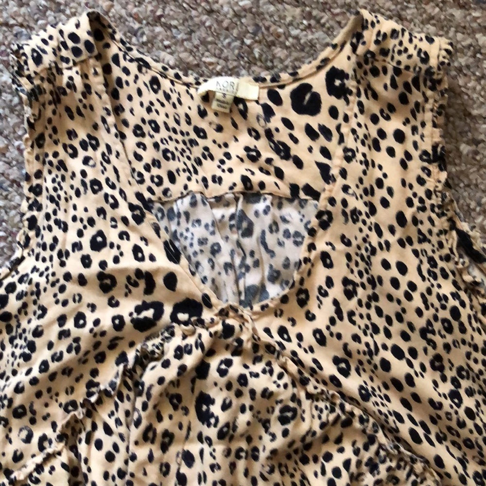 Leopard Ruffle Blouse - Picture 2 of 4